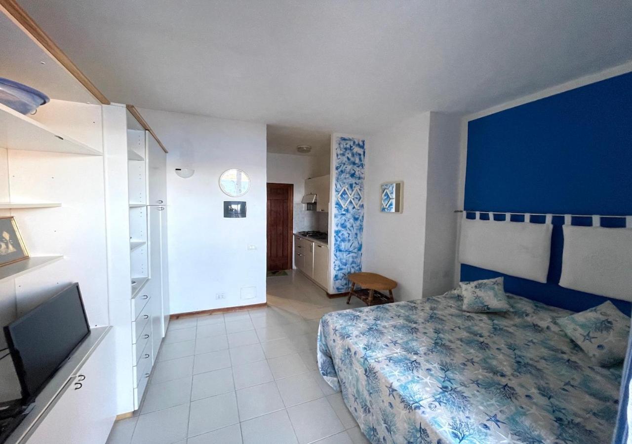 Ferienwohnung SAN TEODORO PUNTA EST DELIZIOSO MONOLOCALE VISTA MARe Exterior foto