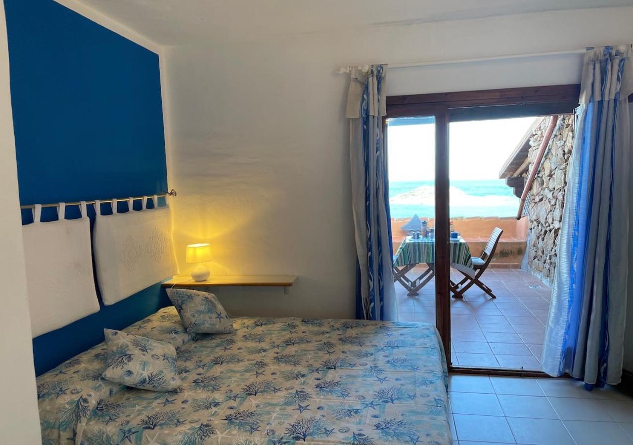 Ferienwohnung SAN TEODORO PUNTA EST DELIZIOSO MONOLOCALE VISTA MARe Exterior foto