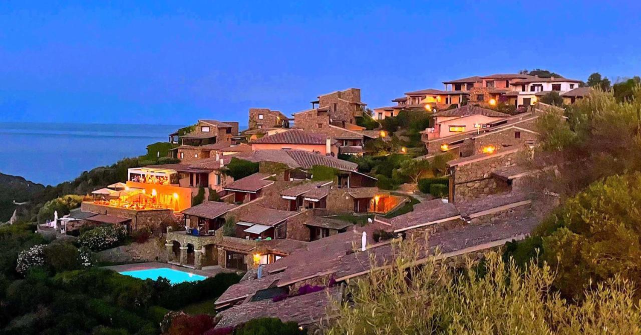 Ferienwohnung SAN TEODORO PUNTA EST DELIZIOSO MONOLOCALE VISTA MARe Exterior foto